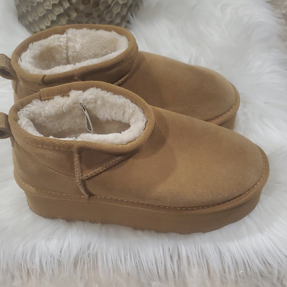 Cushion aire Tan Wedge Winter Boots - Picture 12 of 16